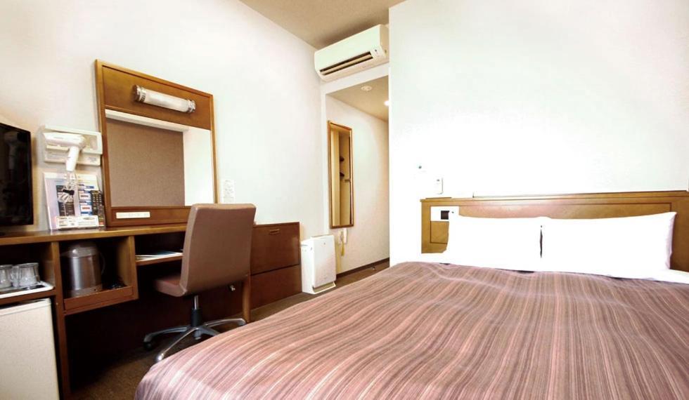 Hotel Route-Inn Yatsushiro Bagian luar foto