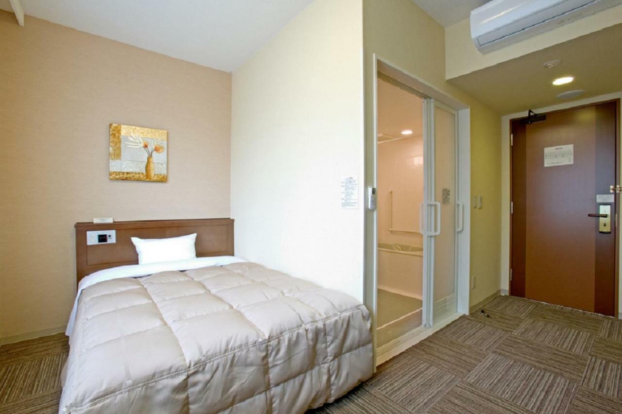 Hotel Route-Inn Yatsushiro Bagian luar foto